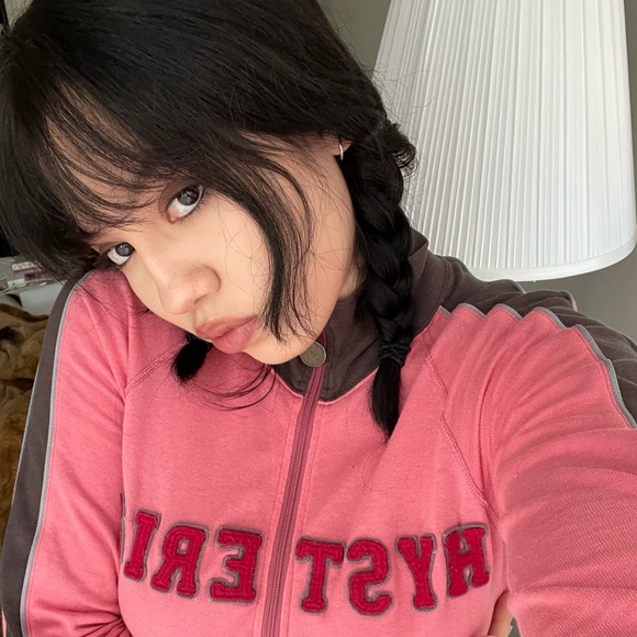 Meet your Posher, Chloe - Picture 1 of 1